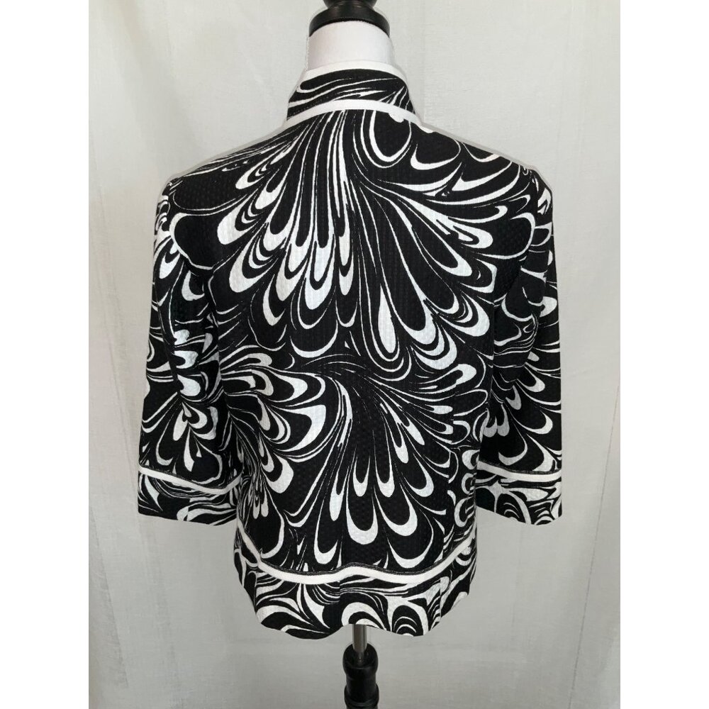 Chico's Medium Floral Black/White Jacket Blazer size 1 - Picture 5 of 7